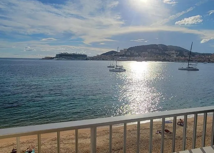 La A Vos Pieds, Magnifique Vue Sur Ajaccio, Pour 2 Personnes *